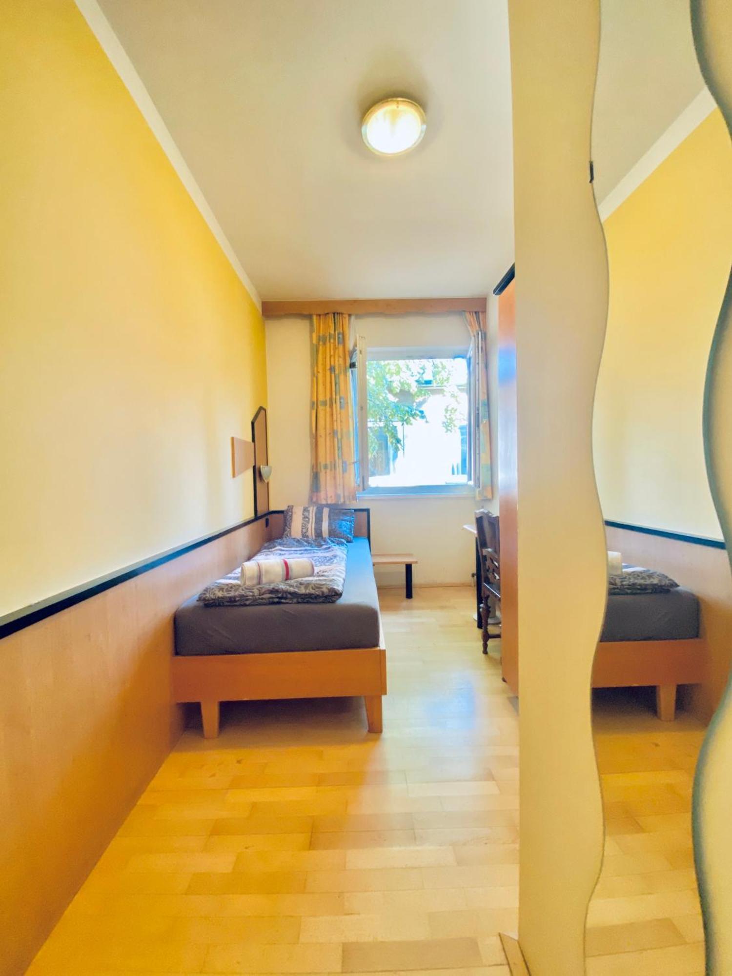 Affordable Central Rooms, 10-Min To Lugner City Wina Bagian luar foto