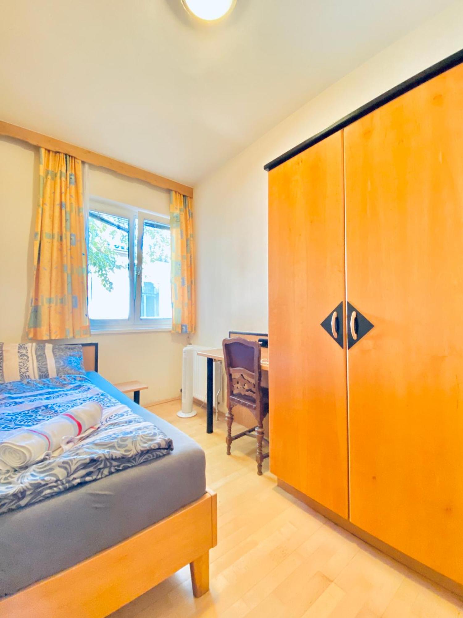 Affordable Central Rooms, 10-Min To Lugner City Wina Bagian luar foto
