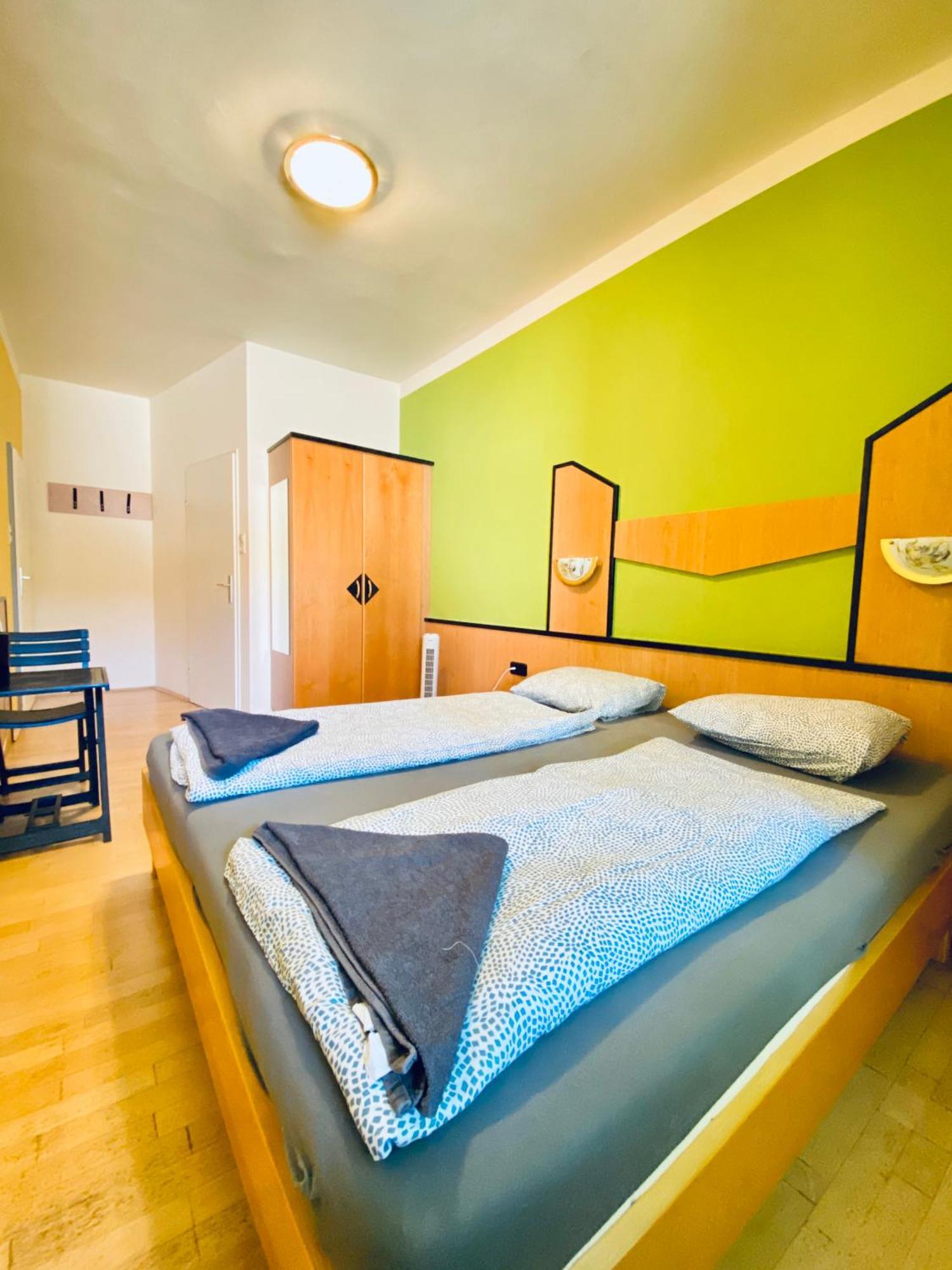 Affordable Central Rooms, 10-Min To Lugner City Wina Bagian luar foto
