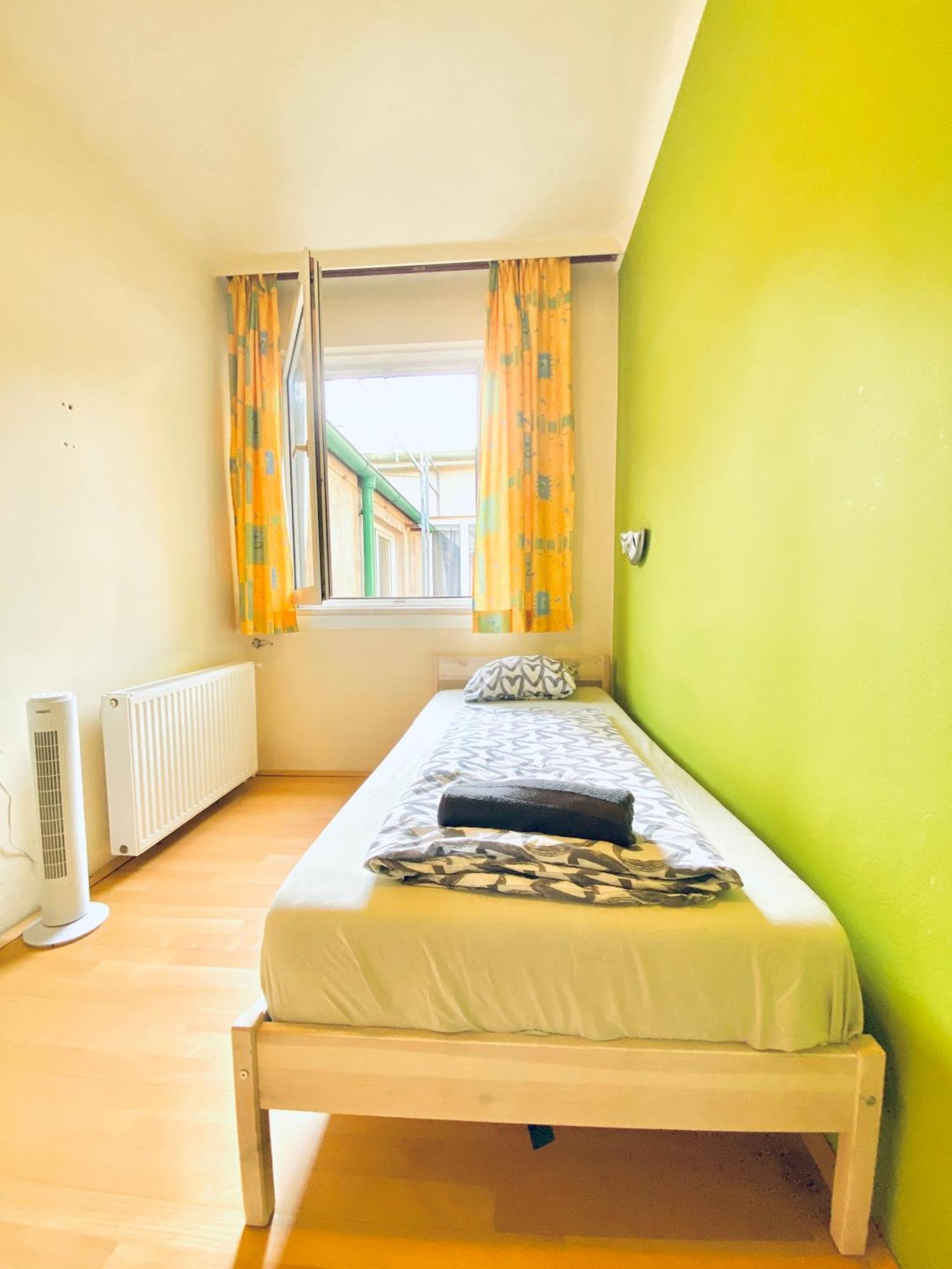 Affordable Central Rooms, 10-Min To Lugner City Wina Bagian luar foto
