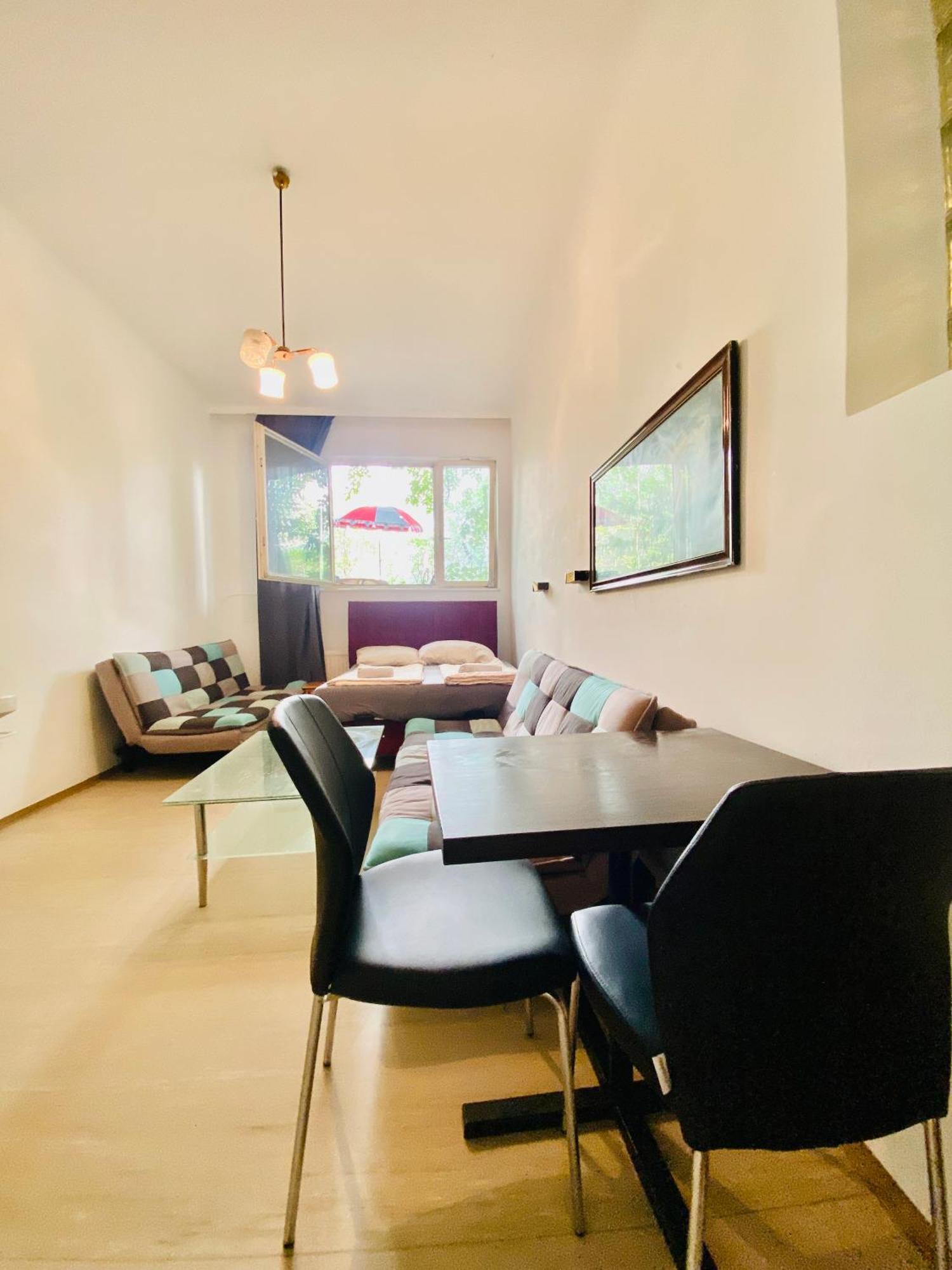 Affordable Central Rooms, 10-Min To Lugner City Wina Bagian luar foto