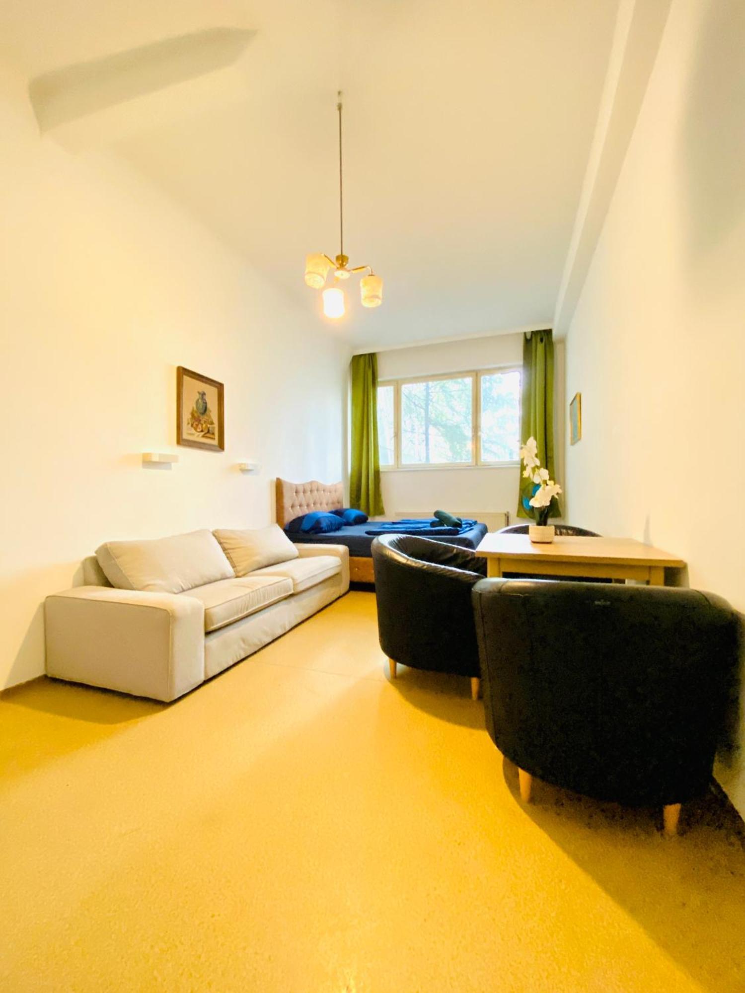 Affordable Central Rooms, 10-Min To Lugner City Wina Bagian luar foto