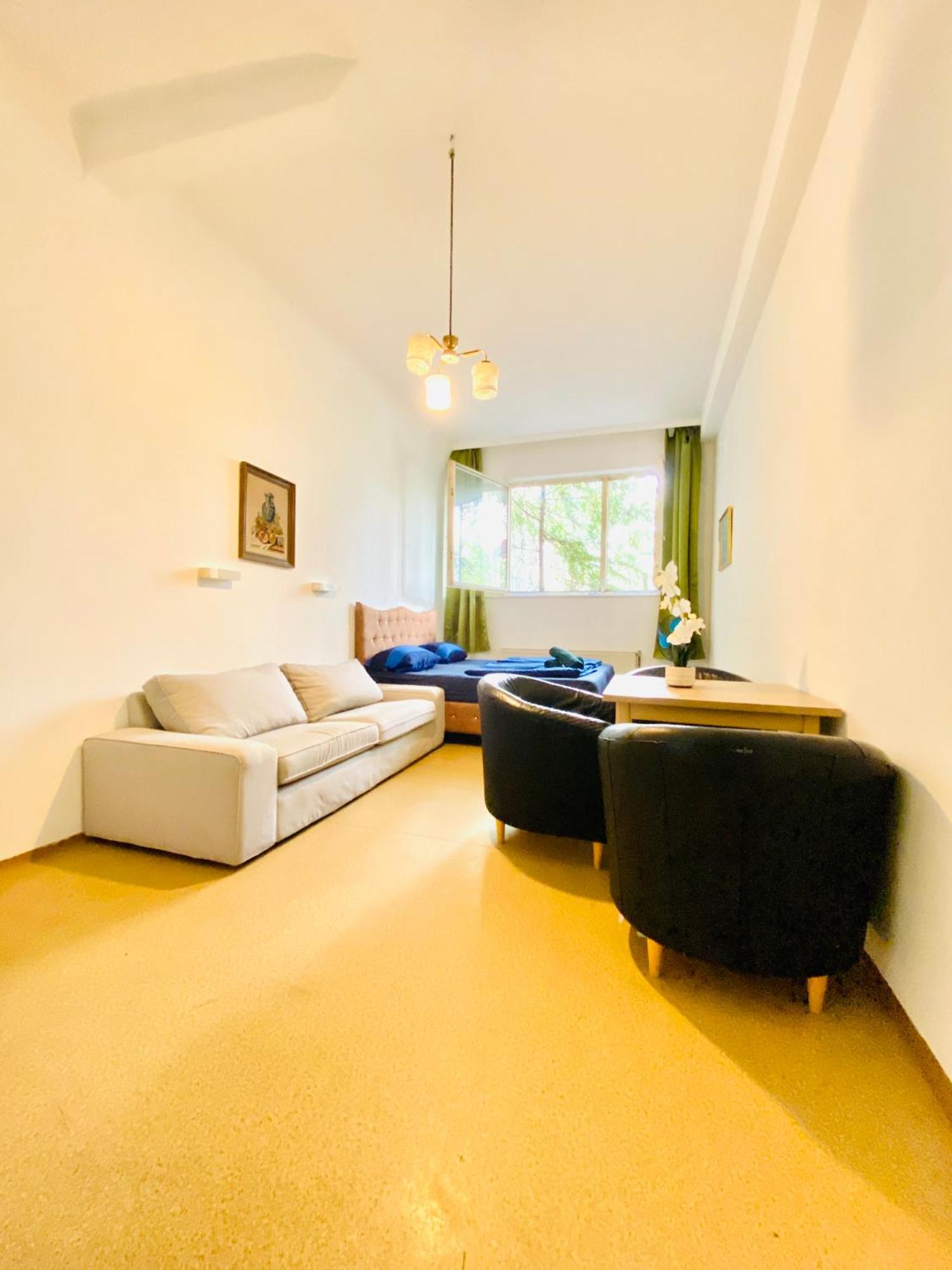 Affordable Central Rooms, 10-Min To Lugner City Wina Bagian luar foto