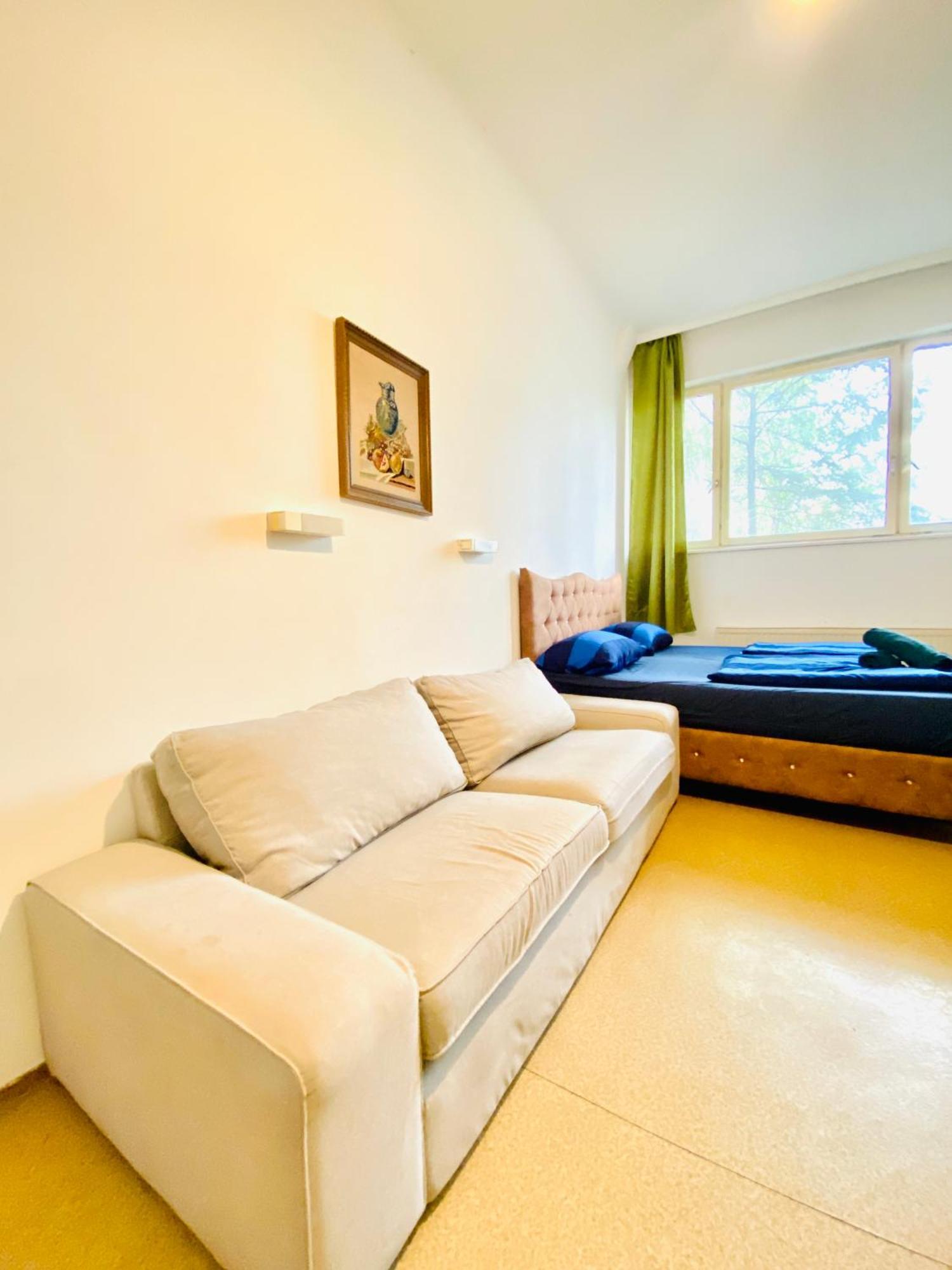 Affordable Central Rooms, 10-Min To Lugner City Wina Bagian luar foto