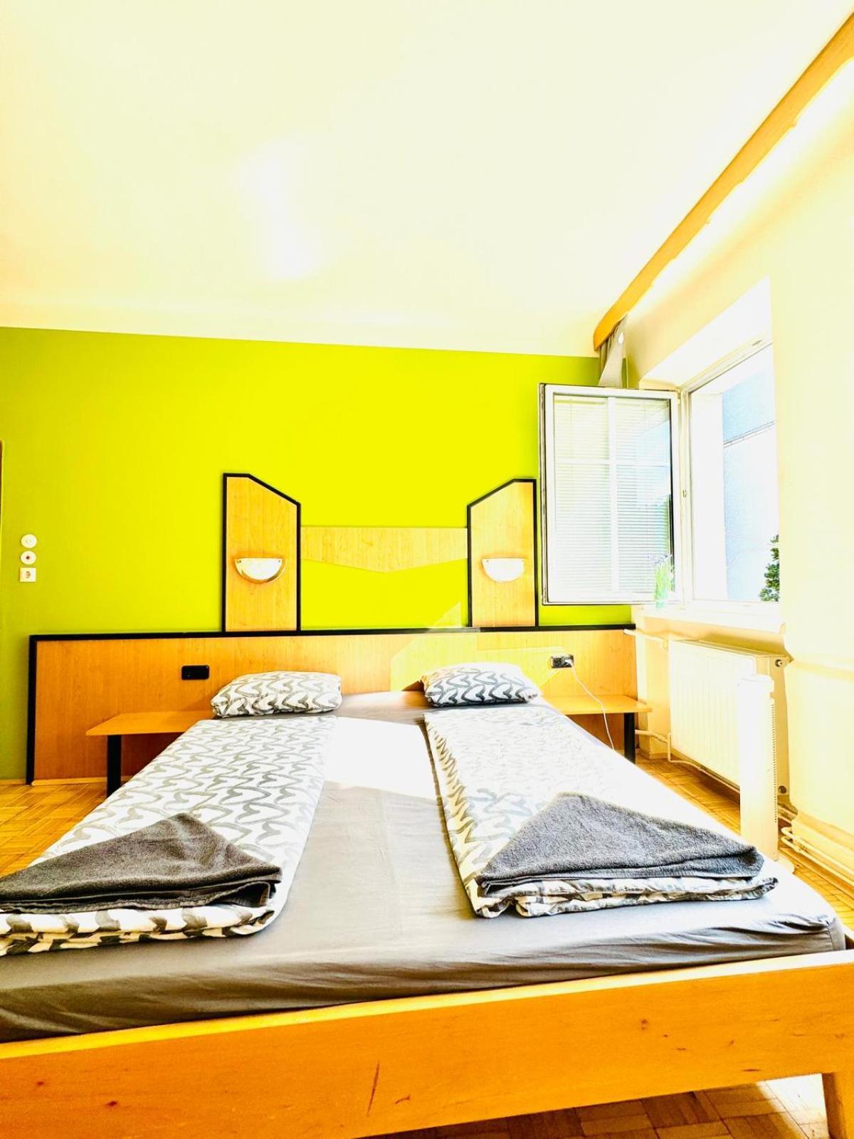 Affordable Central Rooms, 10-Min To Lugner City Wina Bagian luar foto